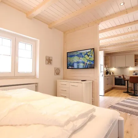 Haus Heckenrose Whg 4 Gartenhaus Kellenhusen